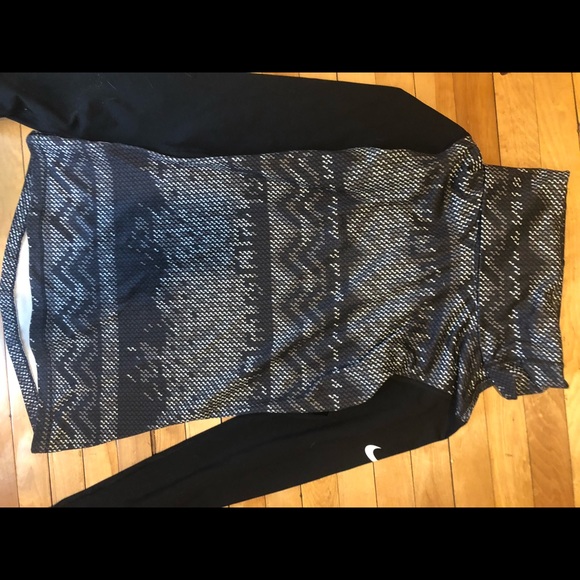 Nike long sleeve size XS - Picture 1 of 1